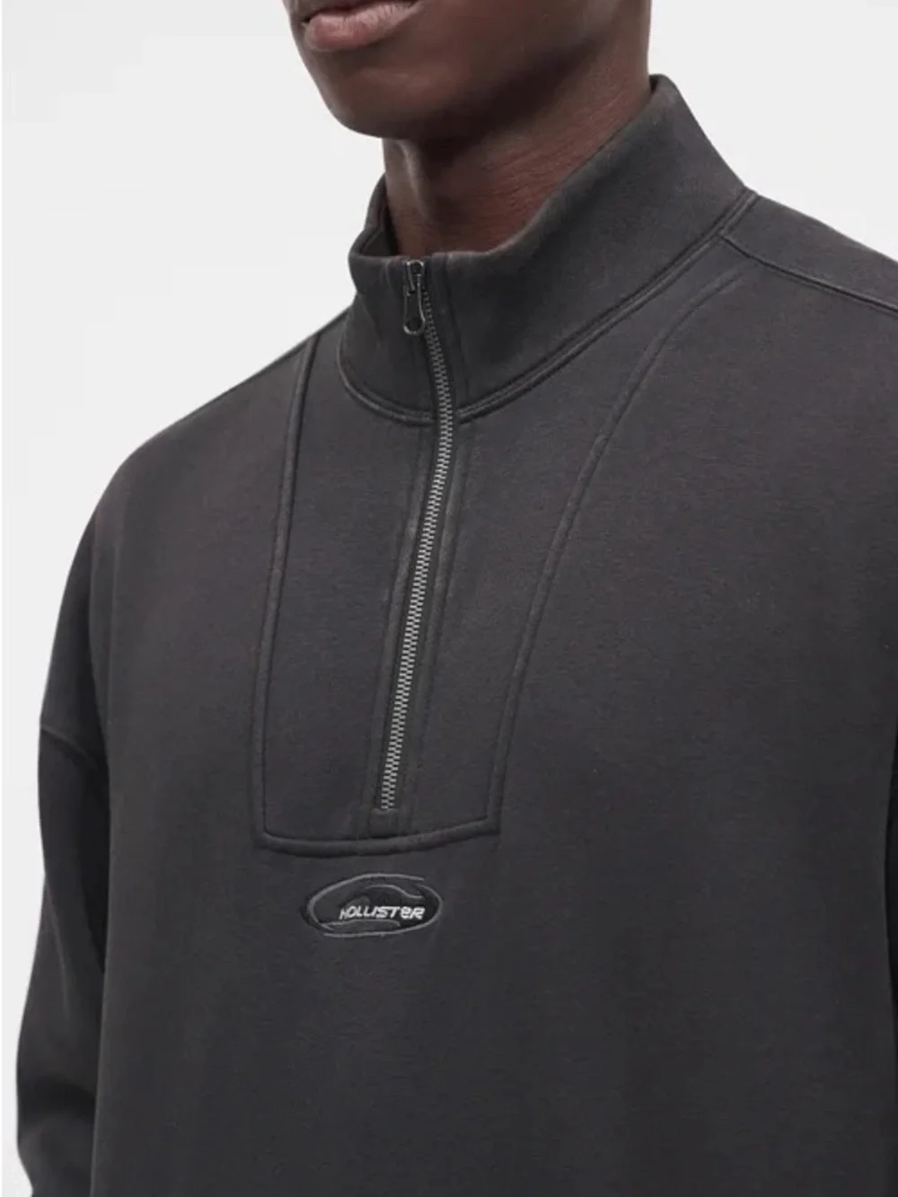 Hollister Men's Charcoal Zip-Neck Fleece Pullover